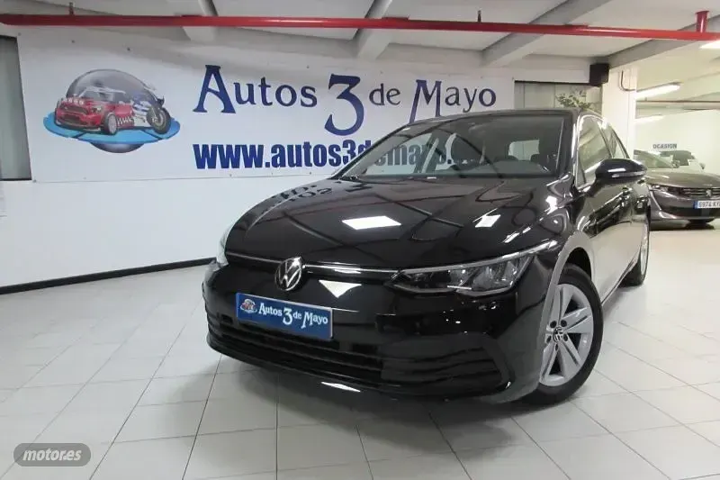 Usado VW Golf VII 110 CV (80 kW) 2021 Negro Utilitario