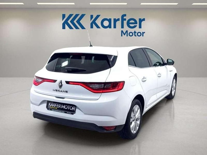 Usado Renault Mégane IV LIMITED 114 CV (83 kW) 2019 Blanco Utilitario