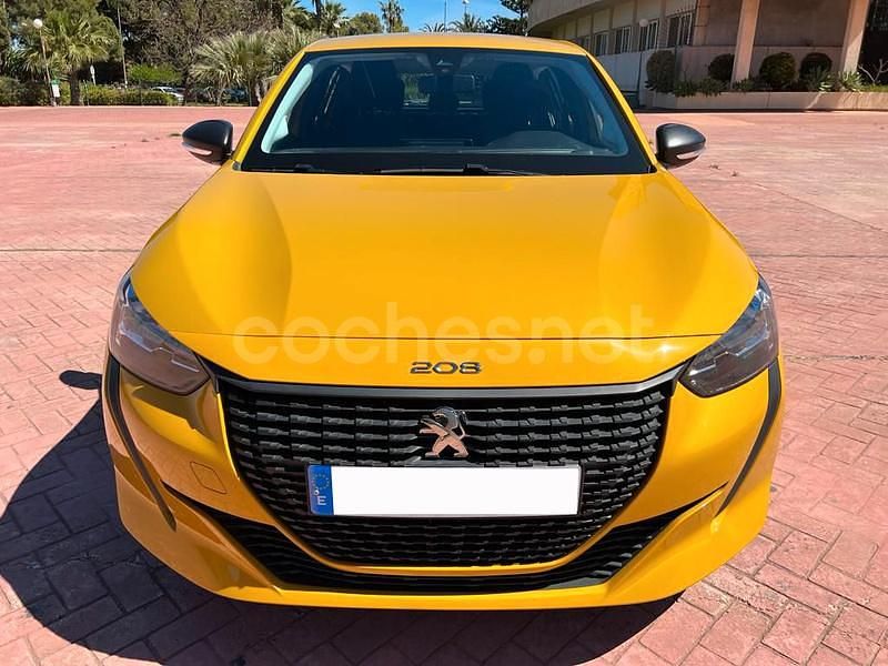 Naranja Usado 2021 Peugeot 208 Active Utilitario | 8900 € (Super precio) - Imagen 1/4