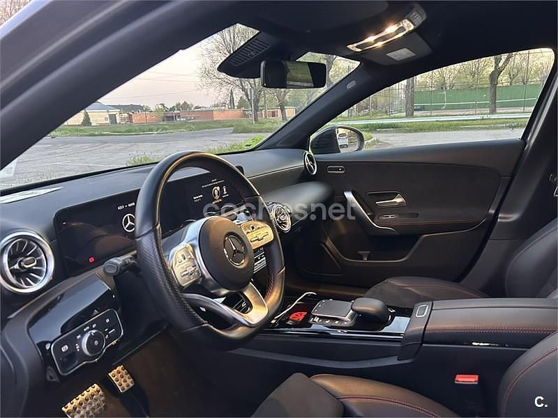 Usado Mercedes A200 150 CV (110 kW) 2022 Gris / plata Berlina