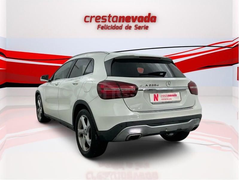 Usado Mercedes GLA220 177 CV (130 kW) 2017 Blanco SUV