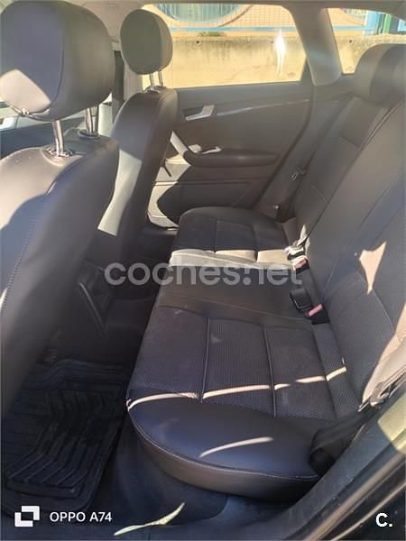 Usado Audi A3 Attraction 140 CV (102 kW) 2005 Negro Berlina