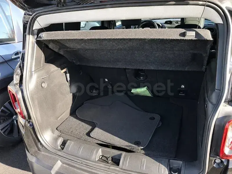Usado Jeep Renegade Limited 190 CV (139 kW) 2021 Negro SUV