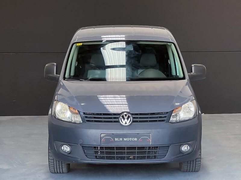 Usado VW Caddy Comfortline 102 CV (75 kW) 2013 Gris / plata Monovolumen