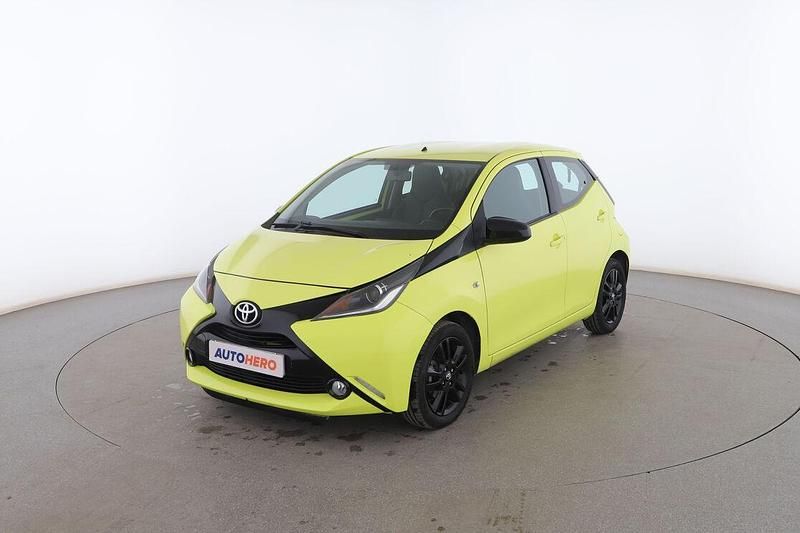 Amarillo Usado 2017 Toyota Aygo X-cite Utilitario | 8799 € (Caro) - Imagen 1/3