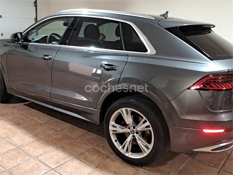 Usado Audi Q8 286 CV (210 kW) 2019 Gris / plata SUV