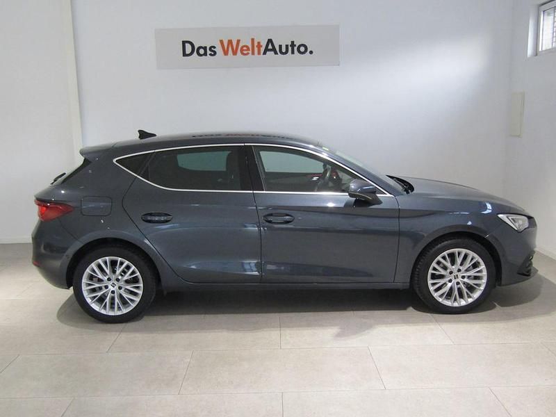 Usado Seat Leon XCELLENCE 131 CV (96 kW) 2020 Gris Utilitario