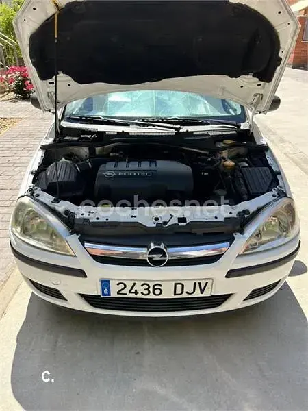 Usado Opel Corsa Enjoy 70 CV (51 kW) 2005 Blanco Utilitario