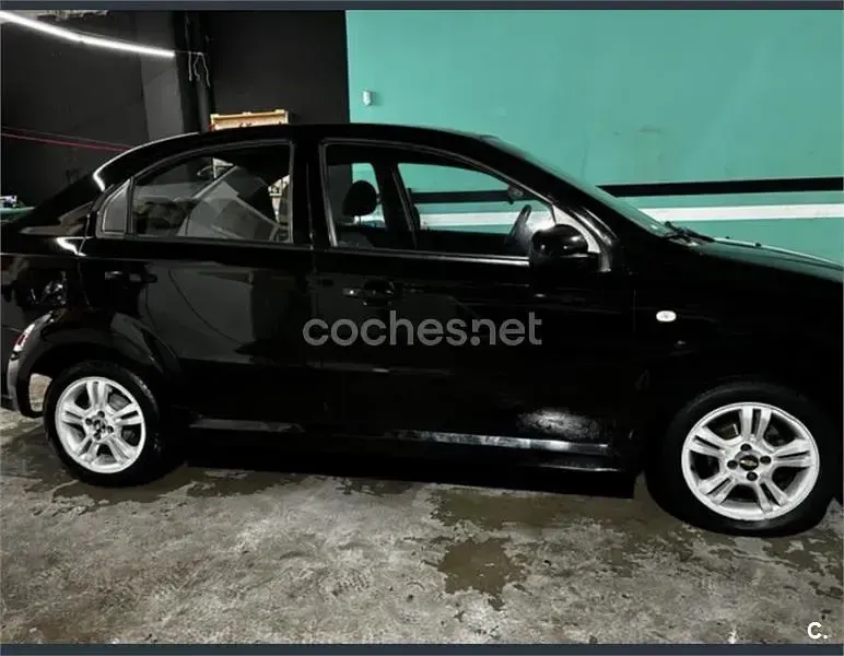 Usado Chevrolet Aveo LT 94 CV (69 kW) 2009 Negro Berlina