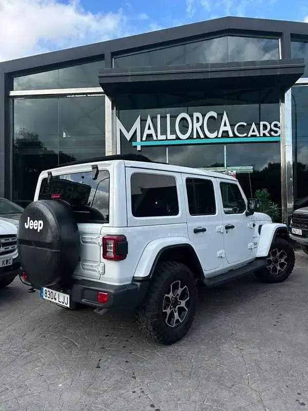 Usado Jeep Wrangler Unlimited Sahara 268 CV (197 kW) 2020 Blanco SUV