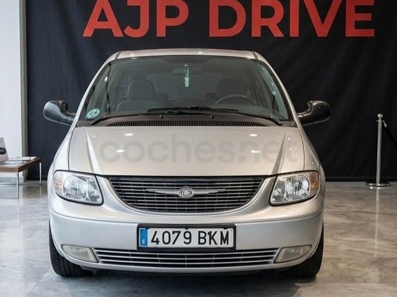 Usado Chrysler Grand Voyager 180 CV (132 kW) 2001 Gris / plata Monovolumen