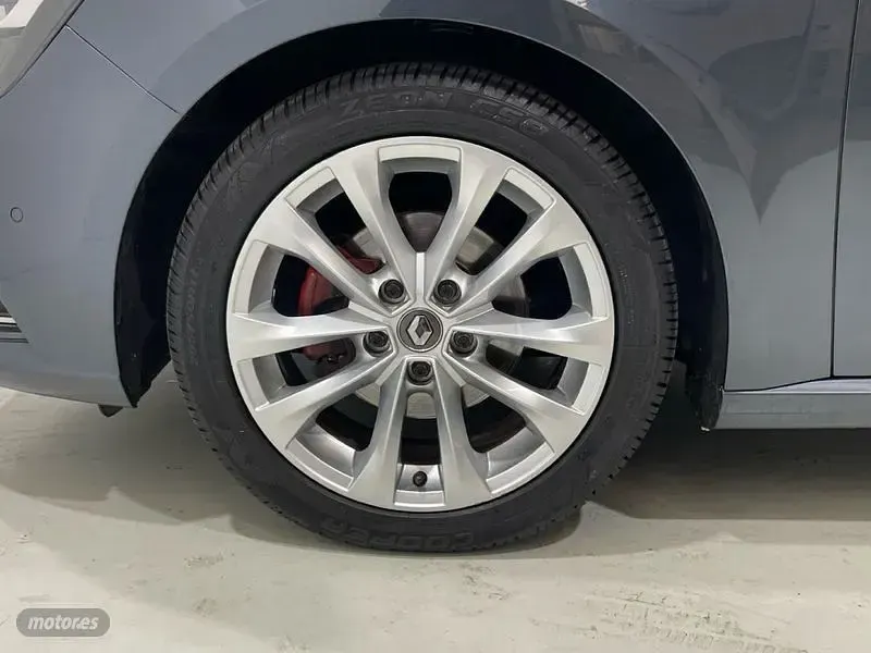Usado Renault Mégane IV Zen 115 CV (84 kW) 2019 Gris Berlina
