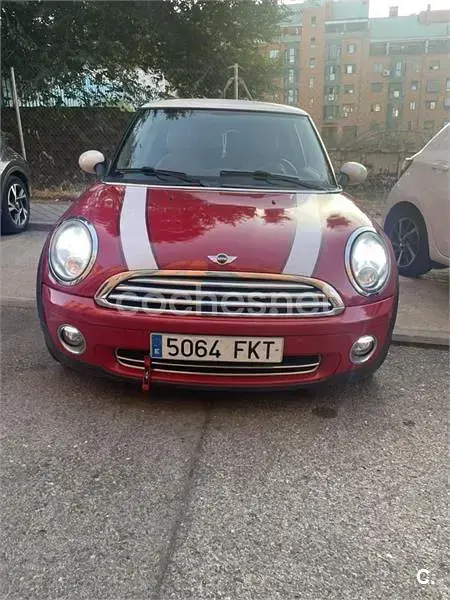 Usado Mini Cooper 116 CV (85 kW) 2006 Rojo Utilitario