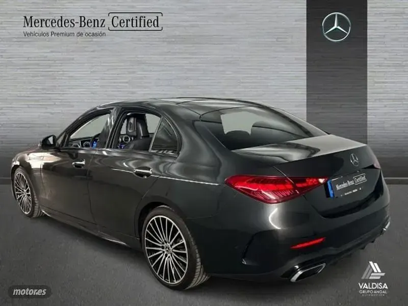 Usado Mercedes C200 AMG line 163 CV (119 kW) 2022 Berlina