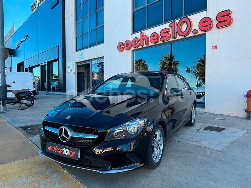 Negro Usado 2017 Mercedes CLA200 Shooting Brake Familiar | 16.900 € (Precio justo) - Imagen 1/4