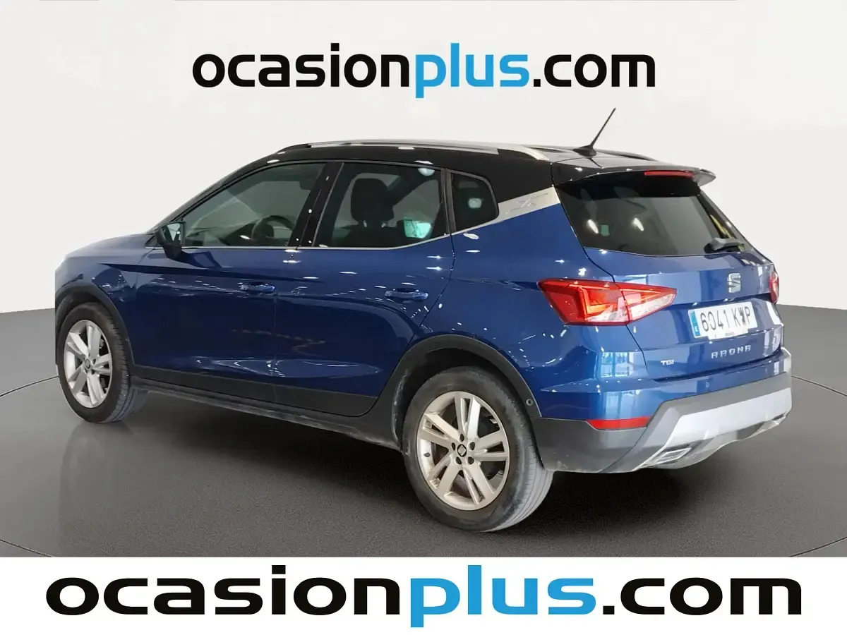 Usado Seat Arona FR 90 CV (66 kW) 2019 Azul SUV
