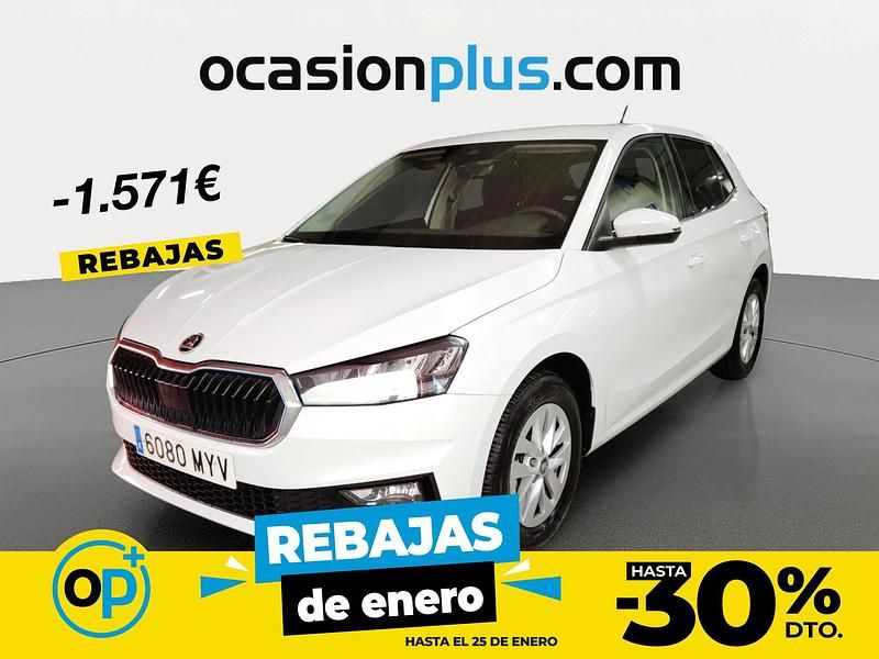 Blanco Usado 2025 Skoda Fabia Selection Berlina | 17.290 € (Precio justo) - Imagen 1/4