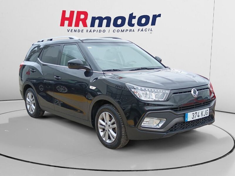 Negro Usado 2018 Ssangyong XLV Limited SUV | 13.140 € - Imagen 1/4