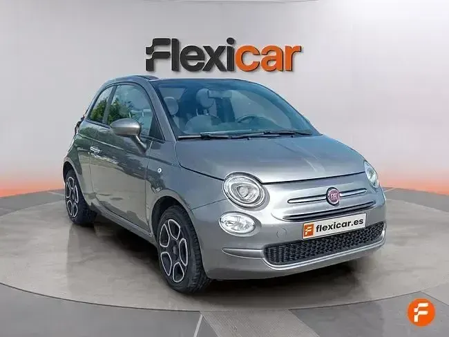 Usado Fiat 500 Club 70 CV (51 kW) 2023 Gris Utilitario