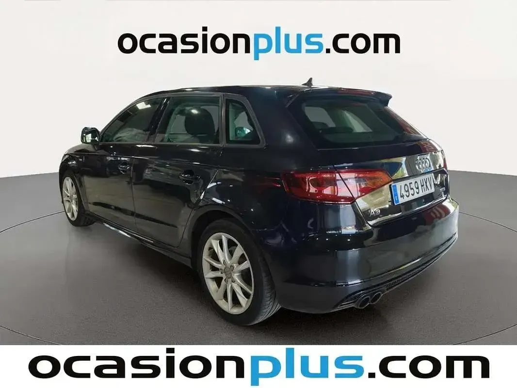 Usado Audi A3 Sportback 122 CV (89 kW) 2014 Negro Utilitario