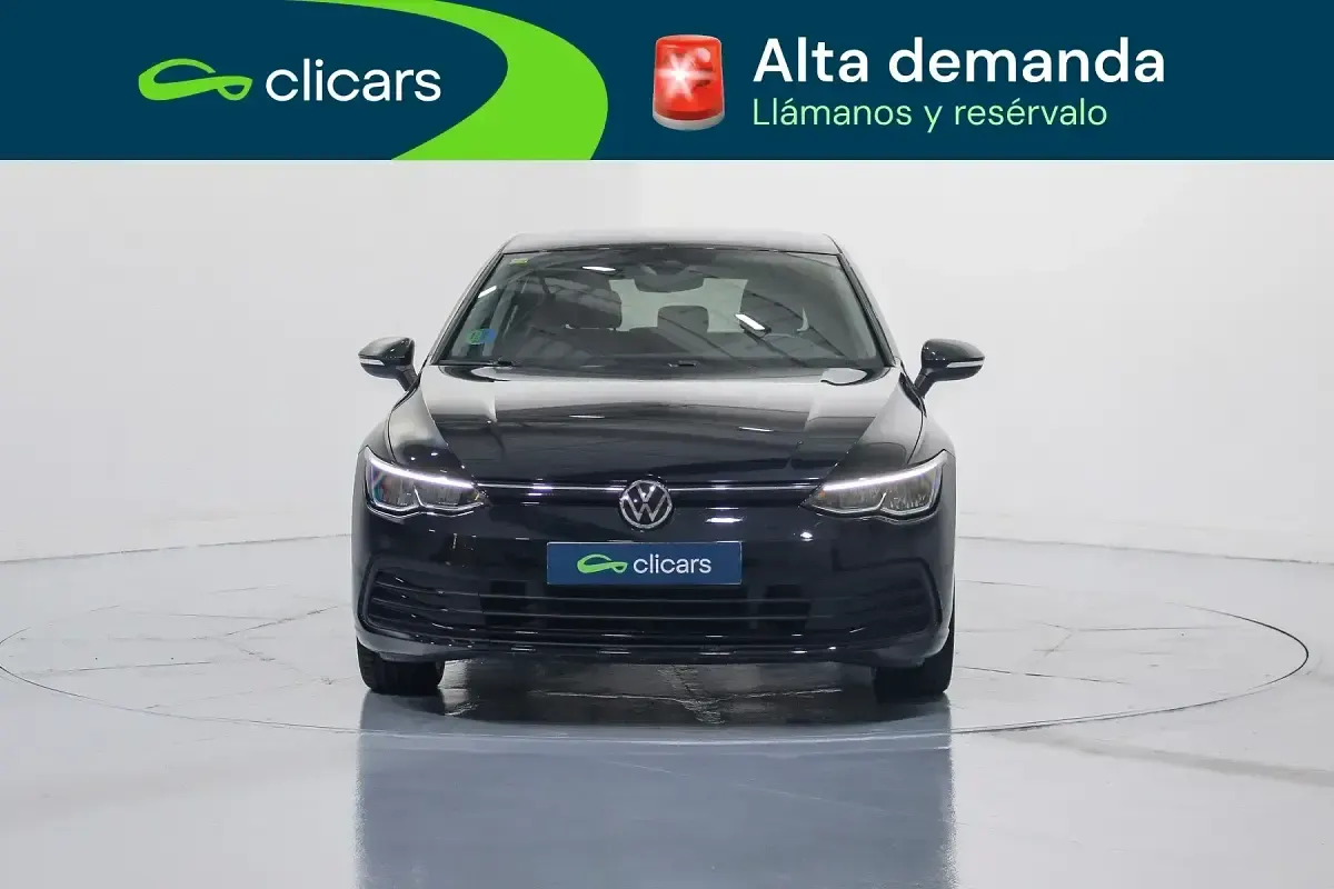 Usado VW Golf VIII Life 150 CV (110 kW) 2020 Negro Berlina