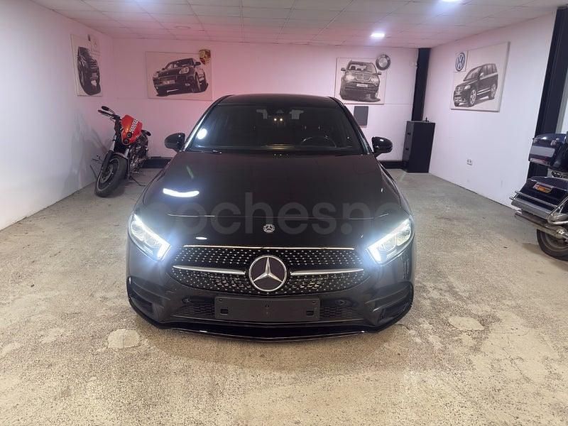 Usado Mercedes A180 116 CV (85 kW) 2019 Negro Berlina
