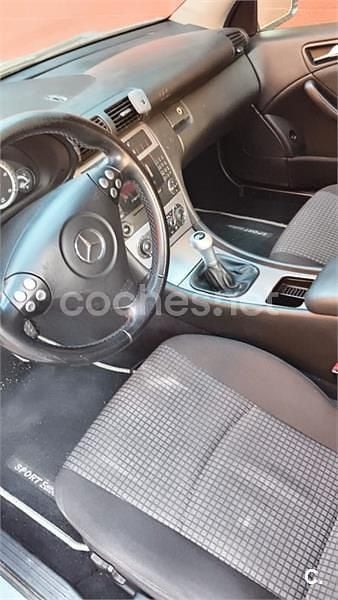 Usado Mercedes C200 Sport Edition 122 CV (89 kW) 2007 Negro Berlina