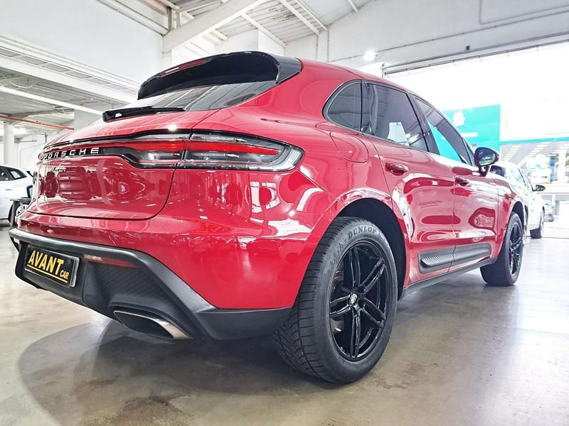 Käytetty Porsche Macan 265 HP (194 kW) 2021 Punainen Katumaasturi