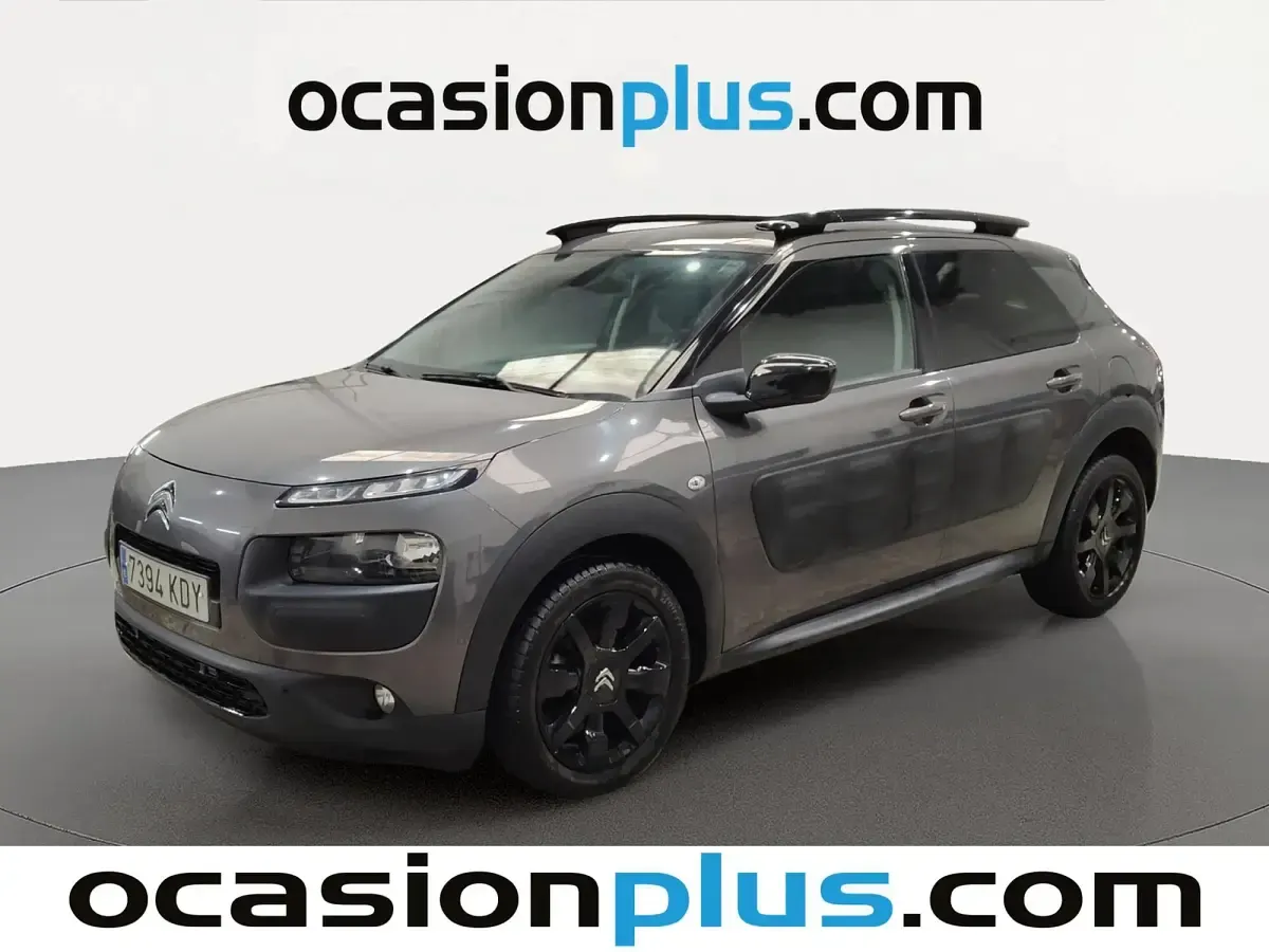 Usado Citroën C4 Cactus PureTech 110 CV (80 kW) 2017 Gris Utilitario