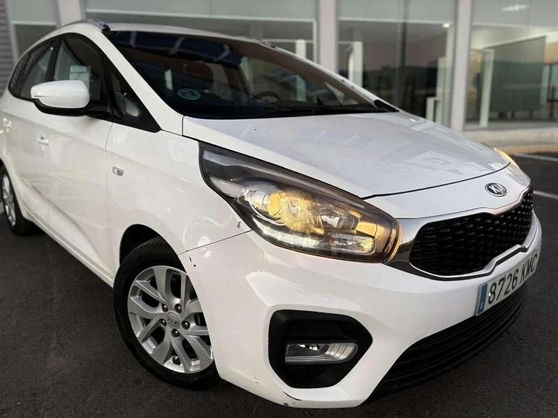 Usado Kia Carens 141 CV (103 kW) 2019 Blanco Monovolumen