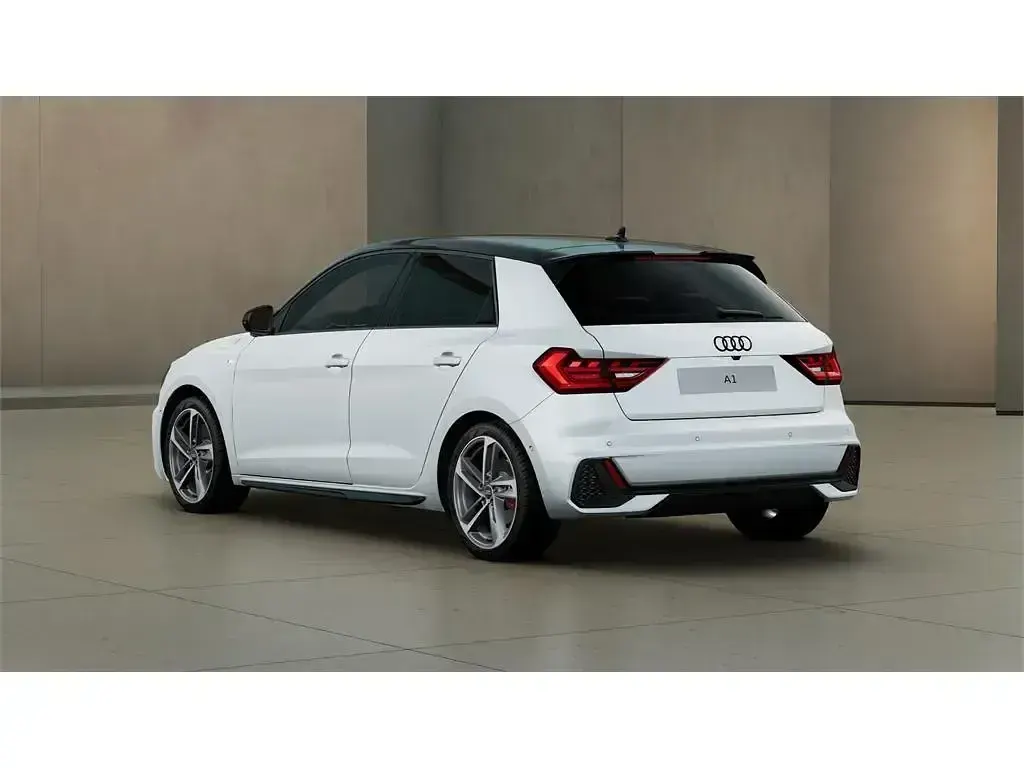 Nuevo Audi A1 Sportback 116 CV (85 kW) 2026 Rojo Utilitario