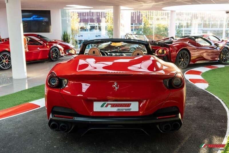 Usado Ferrari Portofino 600 CV (441 kW) 2018 Rosso corsa Descapotable