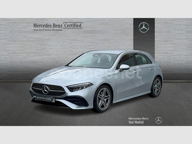 Gris / plateado Usado 2024 Mercedes A200 Berlina | 33.490 € (Precio justo) - Imagen 1/4