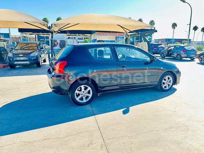 Usado Toyota Corolla Sol 116 CV (85 kW) 2005 Negro Berlina