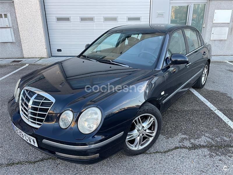 Usado Kia Opirus EX 203 CV (149 kW) 2004 Negro Berlina