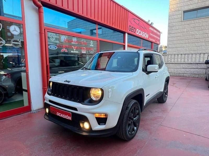 Usado Jeep Renegade Night Eagle 140 CV (102 kW) 2019 Blanco SUV