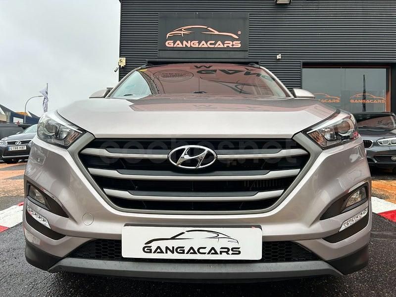 Usado Hyundai Tucson 136 CV (100 kW) 2015 Gris / plata SUV