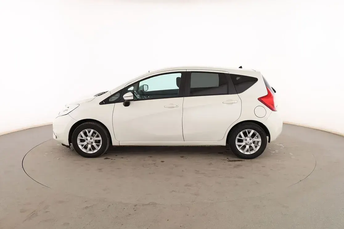 Usado Nissan Note Acenta 90 CV (66 kW) 2015 Blanco Utilitario