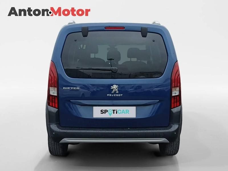 Usado Peugeot Rifter Allure 100 CV (73 kW) 2020 Azul Monovolumen