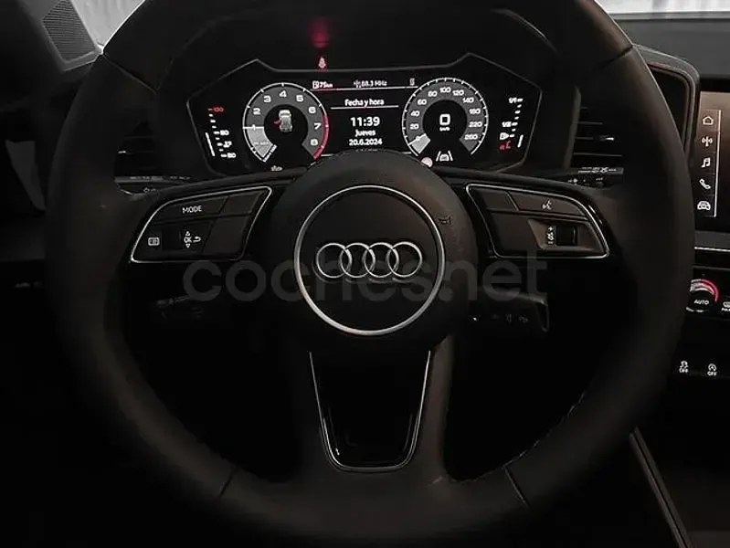 Usado Audi A1 Sportback Advanced Plus 95 CV (69 kW) 2024 Gris / plata Utilitario