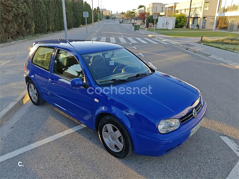 Usado VW Golf III Highline 110 CV (80 kW) 1999 Azul Berlina