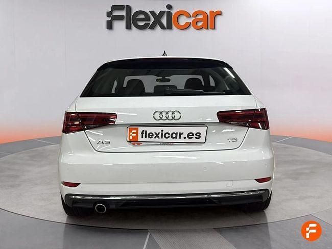 Usado Audi A3 116 CV (85 kW) 2017 Blanco Berlina