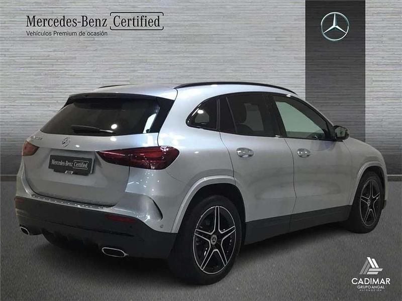 Usado Mercedes GLA200 150 CV (110 kW) 2025 SUV