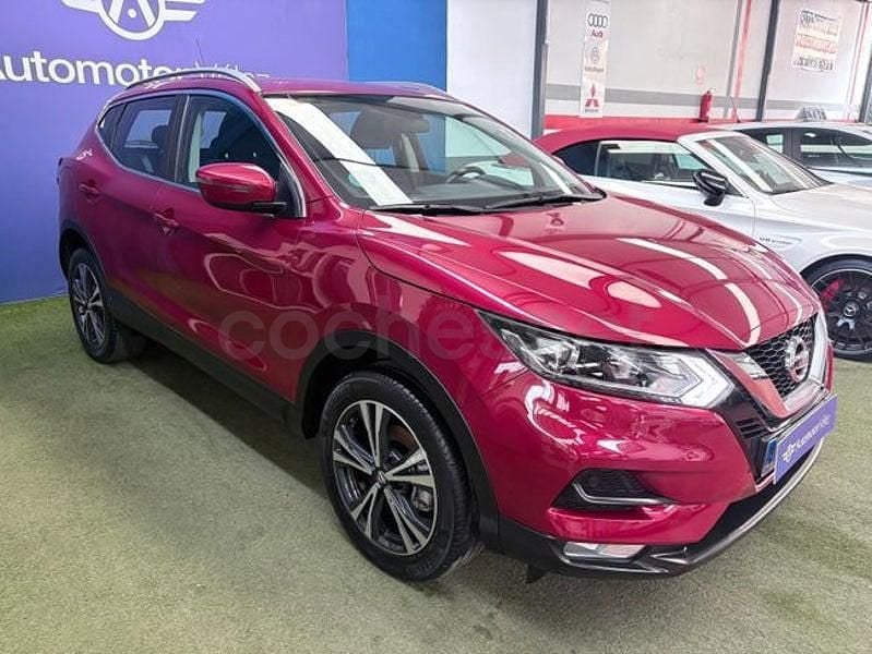 Usado Nissan Qashqai Style Edition 140 CV (102 kW) 2021 Granate SUV