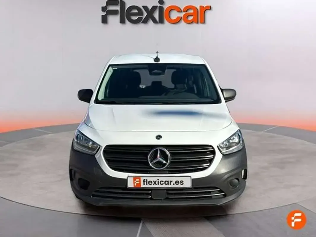 Usado Mercedes Citan 112 116 CV (85 kW) 2023 Blanco Monovolumen