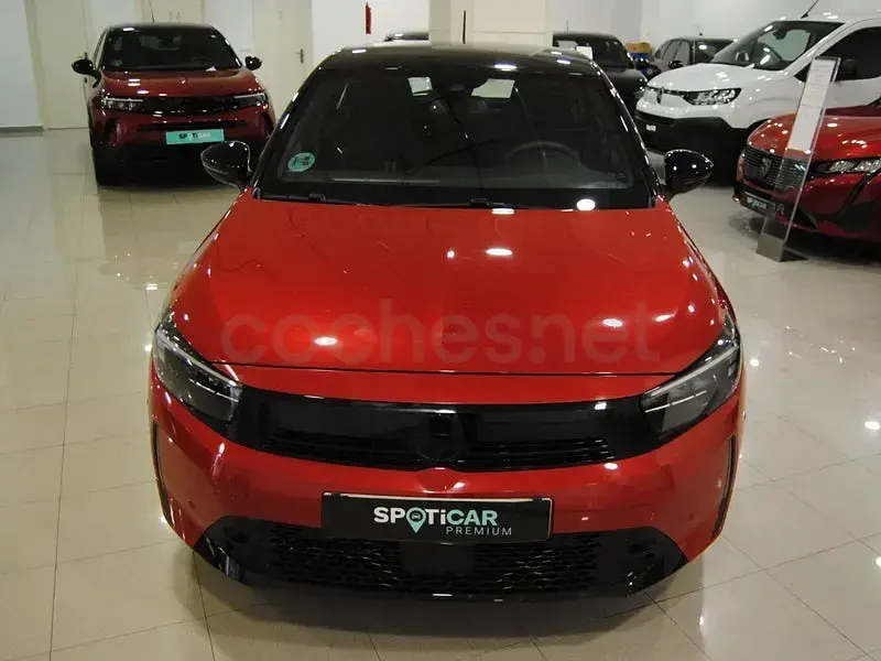 Usado Opel Corsa 100 CV (73 kW) 2025 Rojo Utilitario