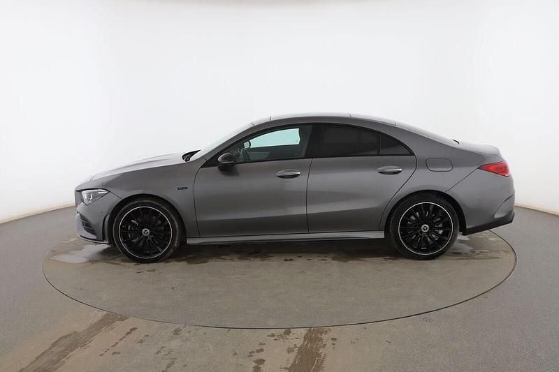 Usado Mercedes CLA250e AMG line 218 CV (160 kW) 2020 Gris Berlina