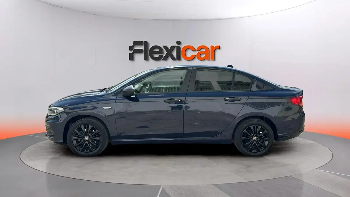 Usado Fiat Tipo Lounge 95 CV (69 kW) 2019 Negro Berlina