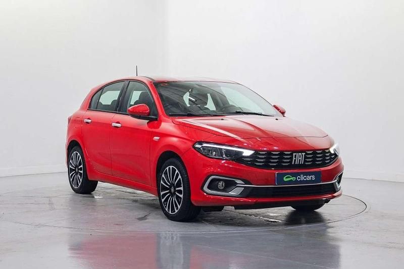 Usado Fiat Tipo City Life 99 CV (72 kW) 2021 Rojo Familiar