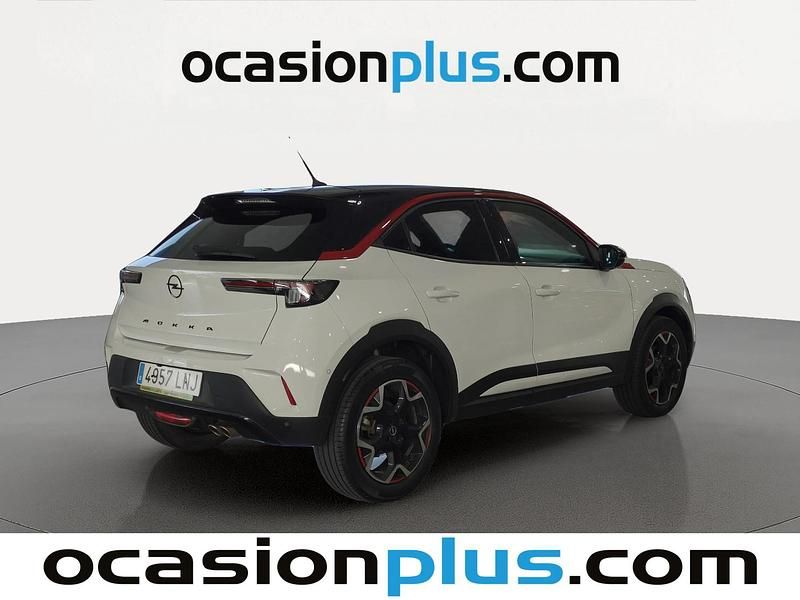 Usado Opel Mokka GS Line 131 CV (96 kW) 2021 Blanco SUV